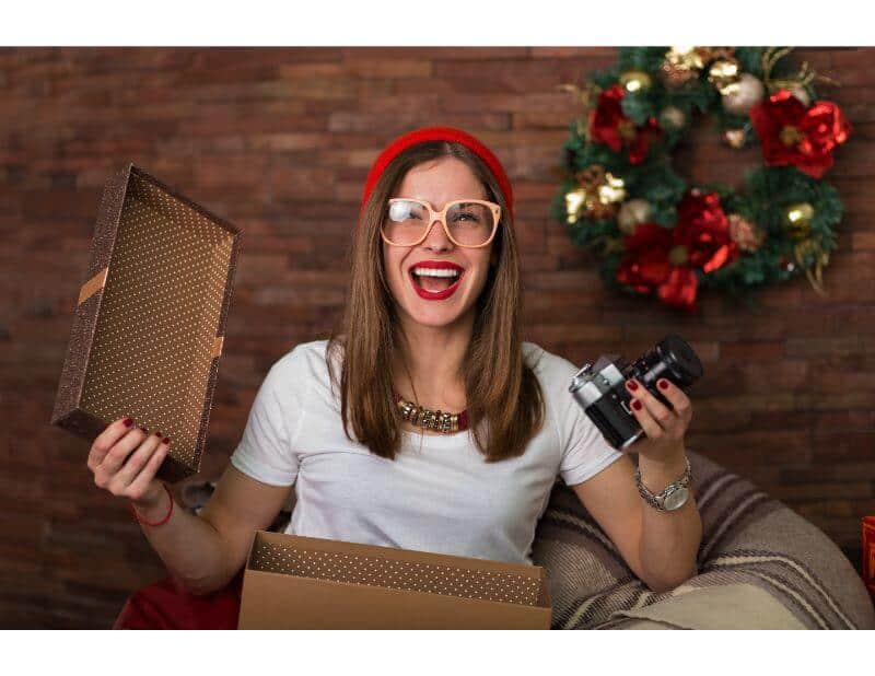 24 Best Gifts for Photographers [ 2021 Update ]